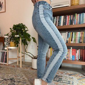 Madewell Slim Crop Boyjean in Tuxedo Stripe (23)